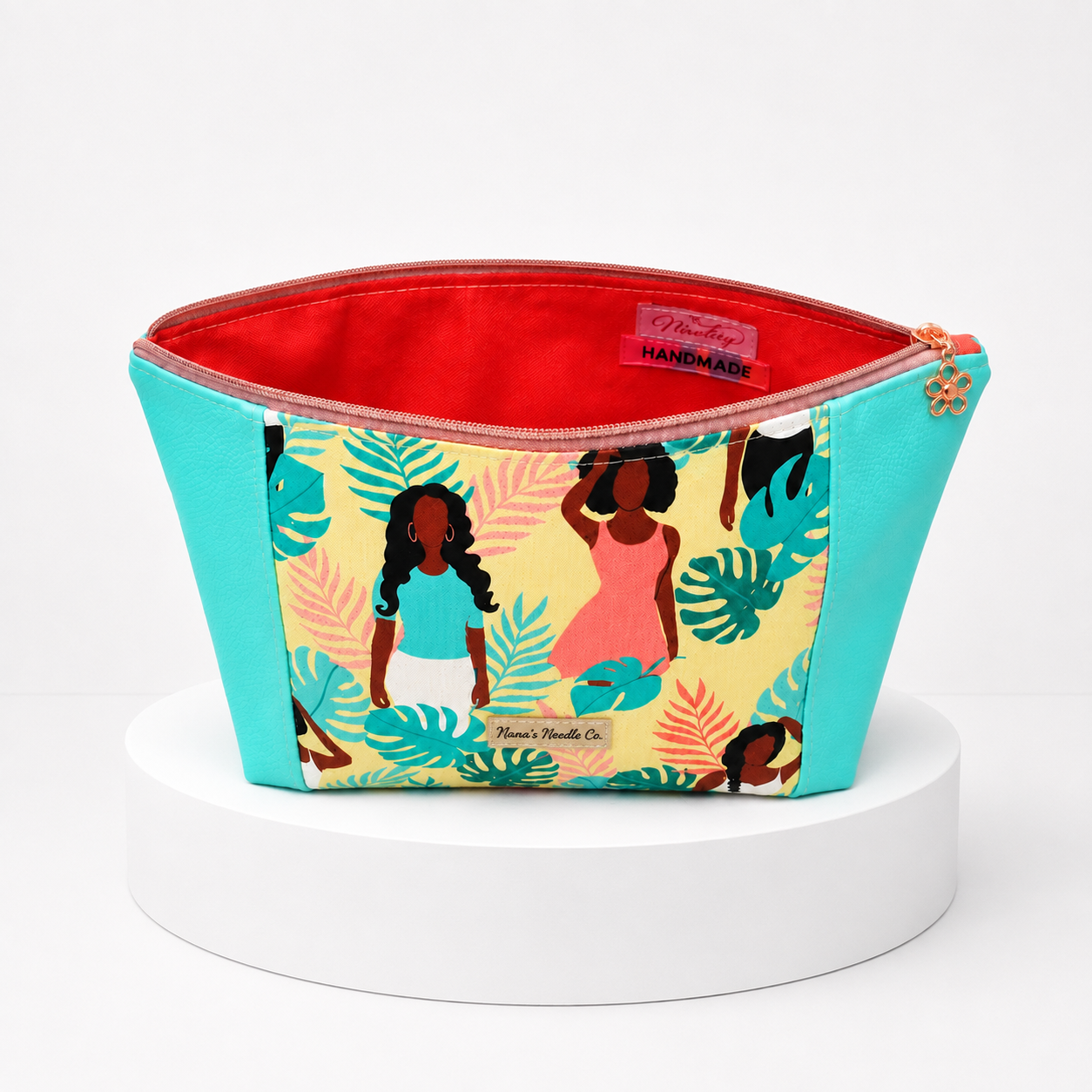 "Kaleidoscope Queen"cosmetic bag - Image 3