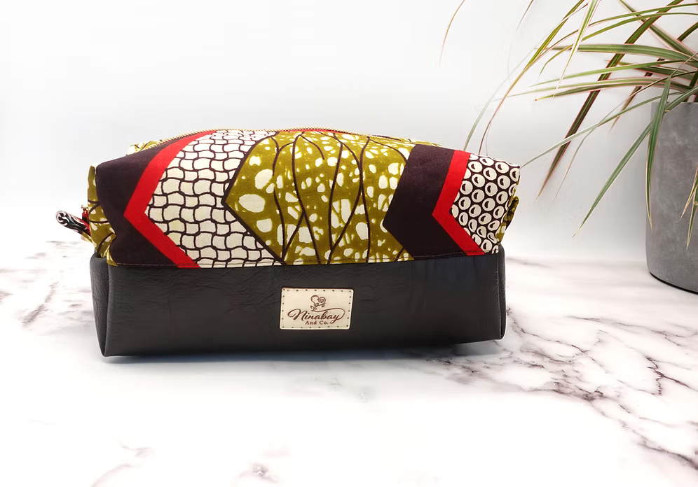 "Ankara Allure" cosmetic bag - Image 4